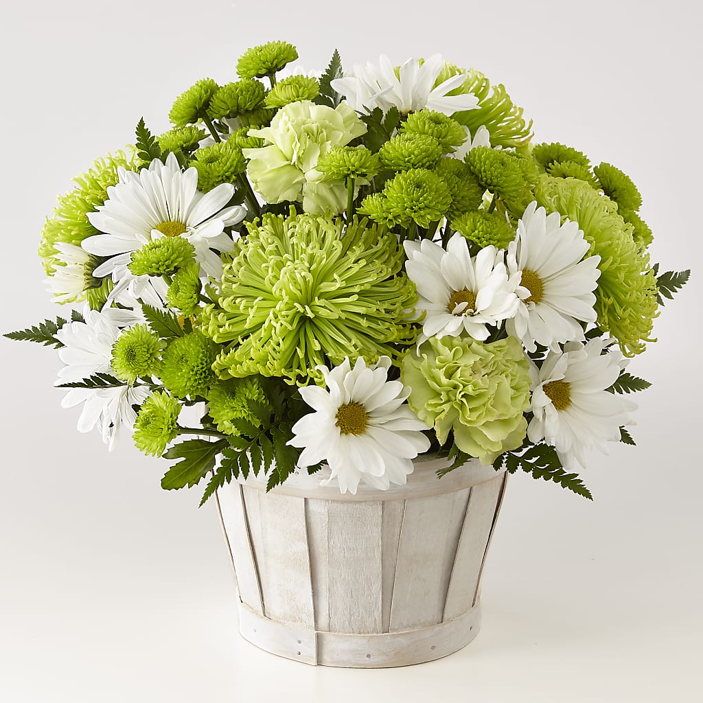 Lucky Charm Basket (Standard) – Petal Palace, Lamesa TX