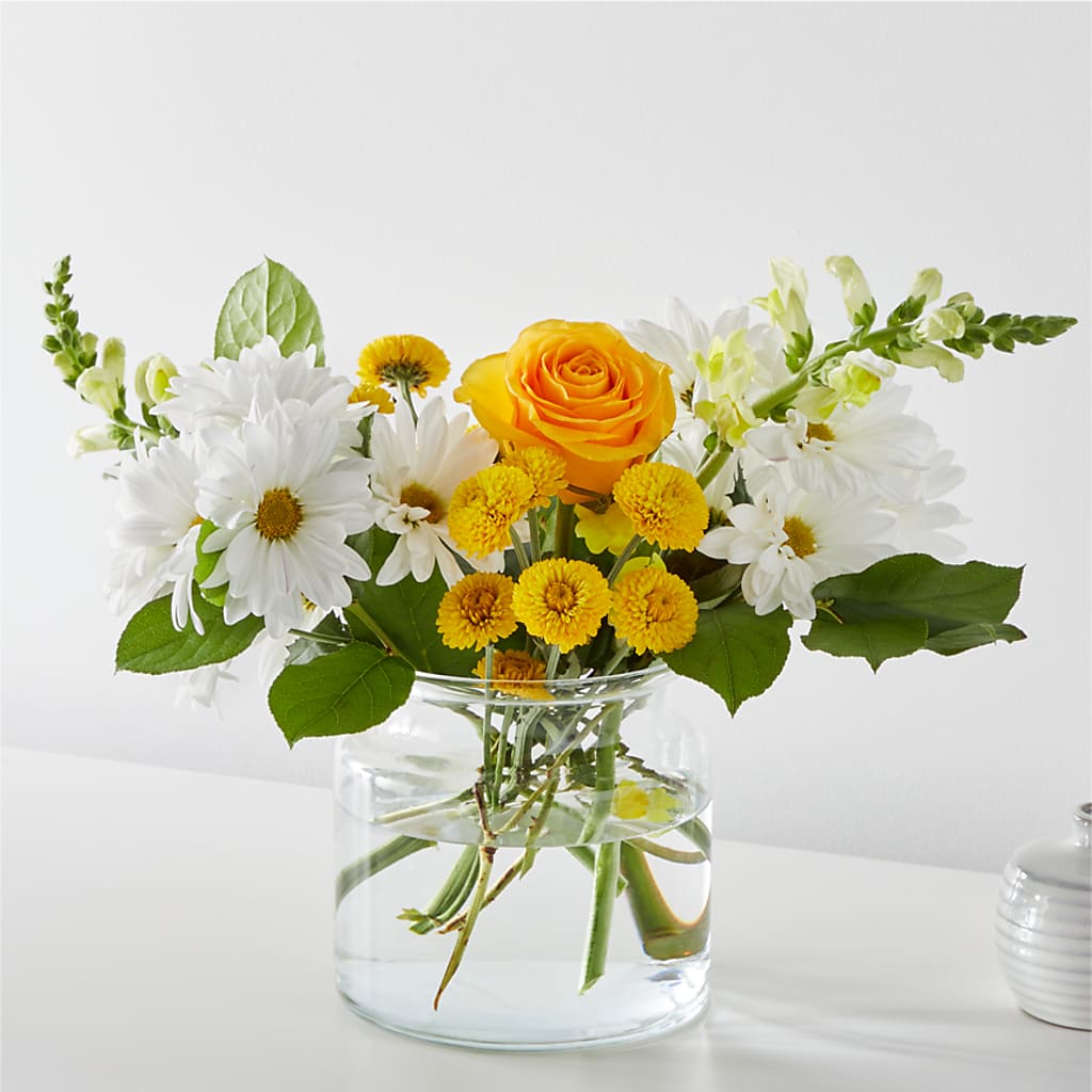 Sun Salutation Bouquet – Petal Palace, Lamesa TX