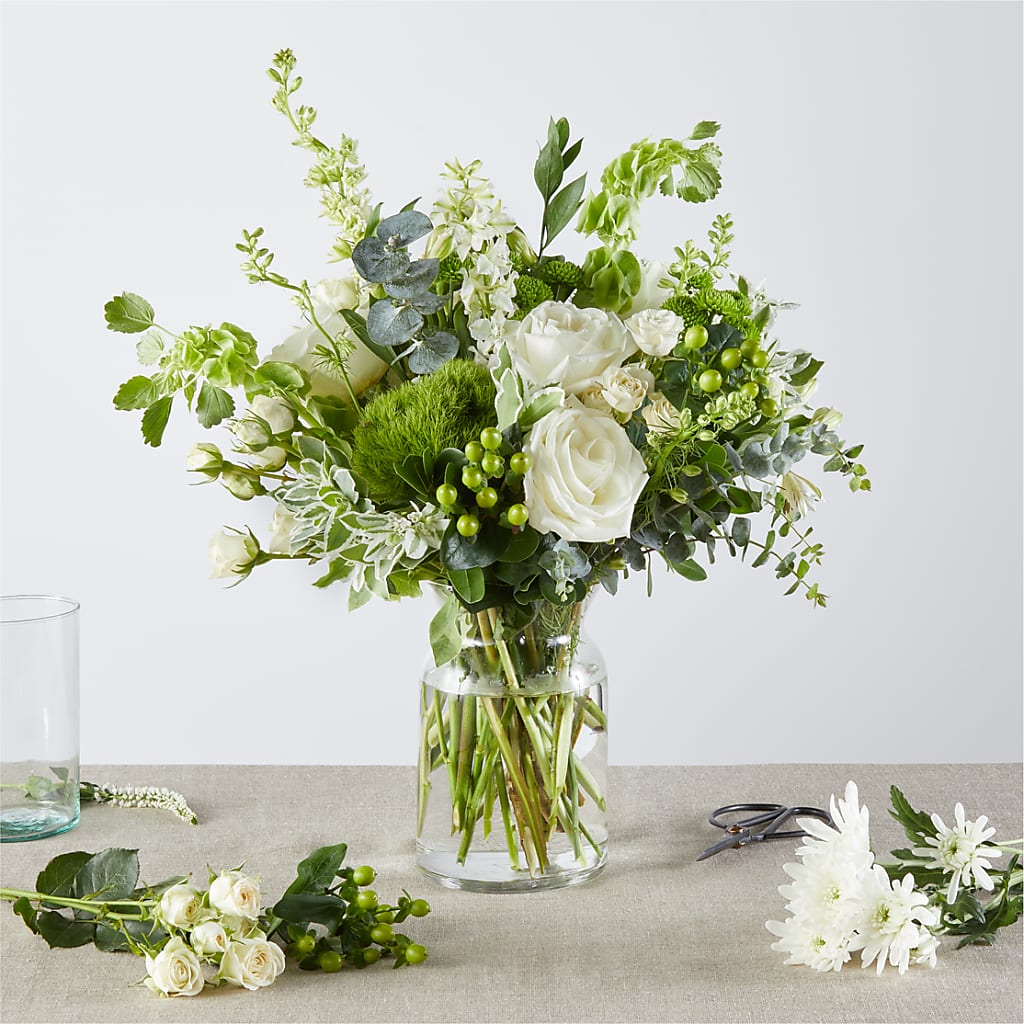 Irish Garden - A Florist Original – Petal Palace, Lamesa TX