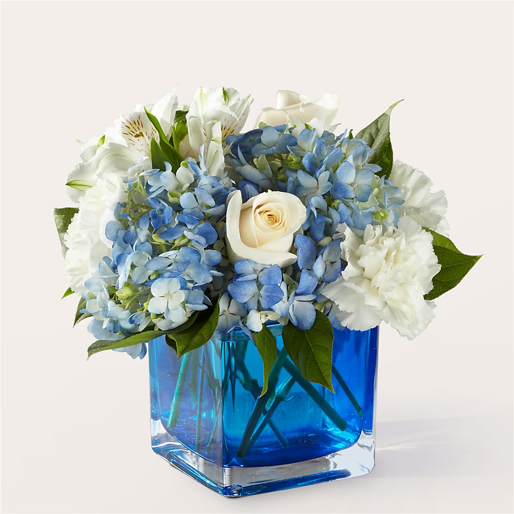 Soothing Waters Bouquet – Petal Palace, Lamesa TX