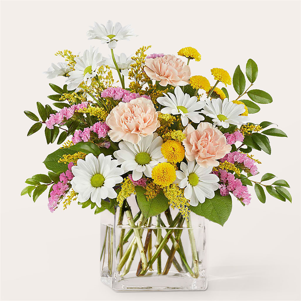 Country Cottage Bouquet – Petal Palace, Lamesa TX
