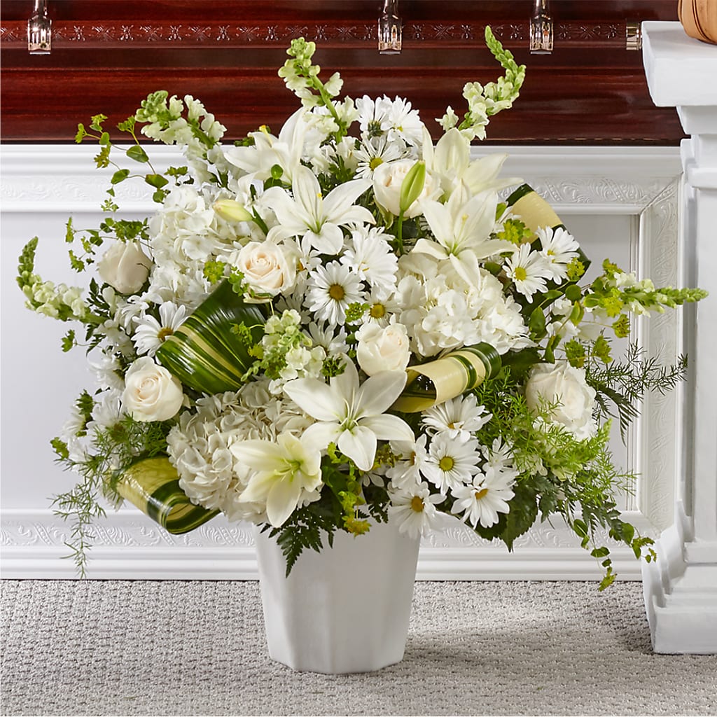 Thoughts of Tranquility Floor Basket – Petal Palace, Lamesa TX