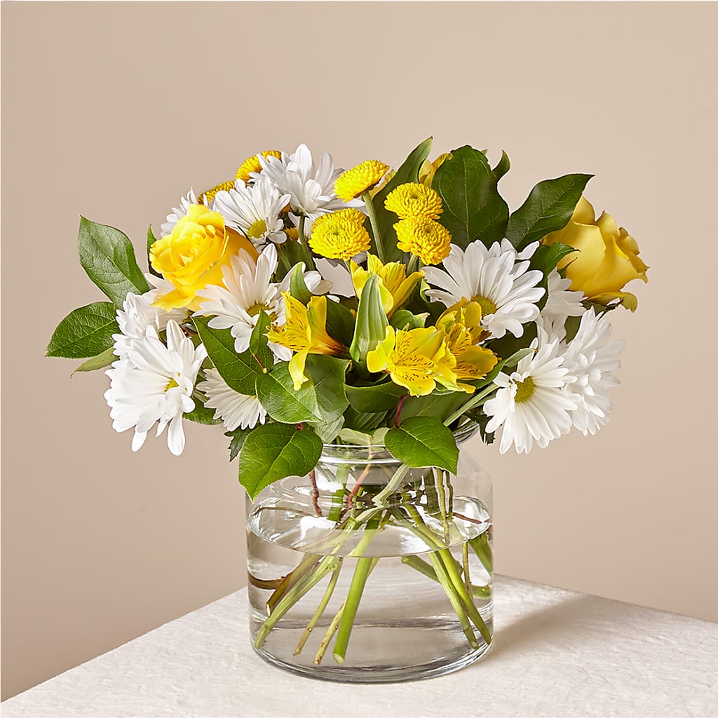 Sunny Sentiments Bouquet – Petal Palace, Lamesa TX