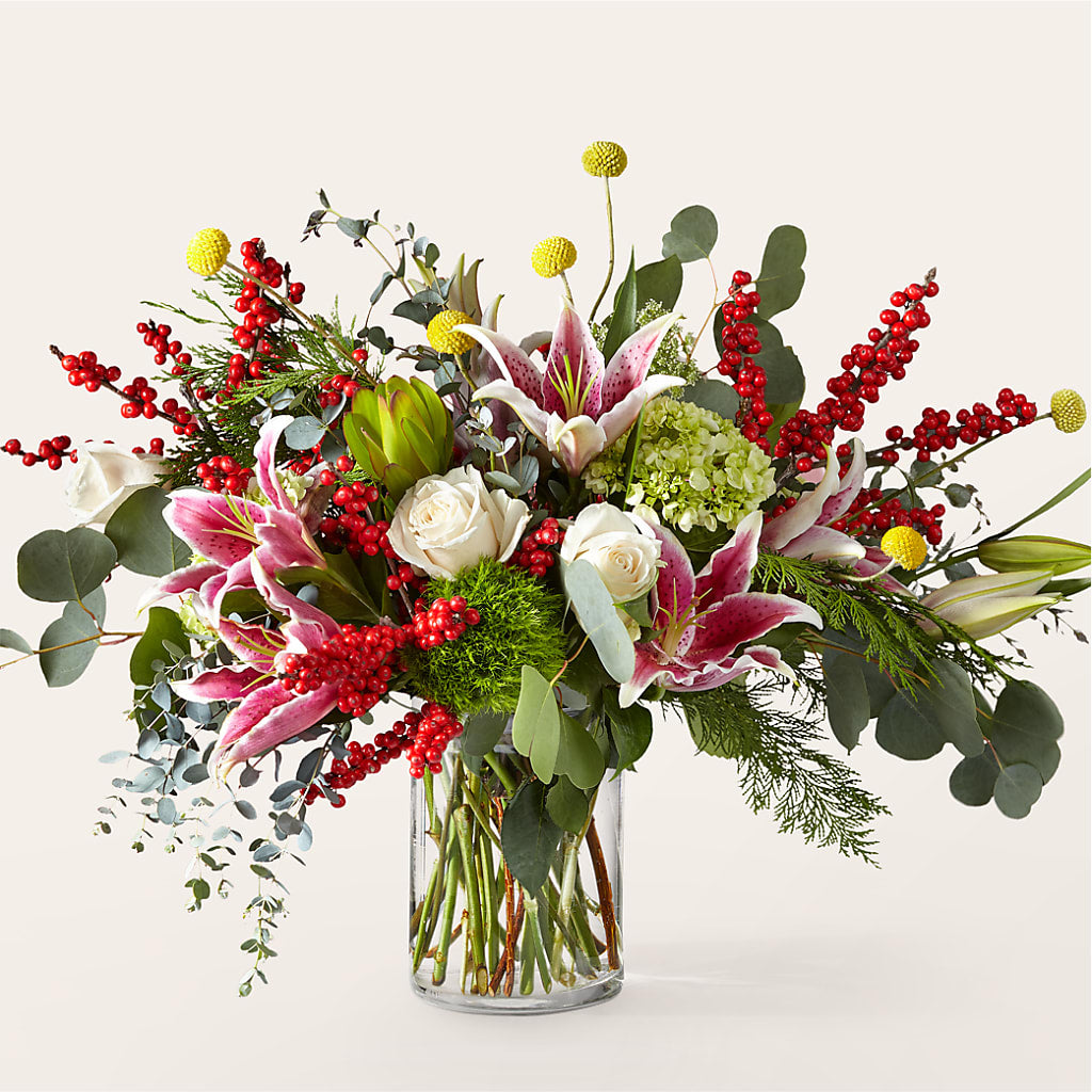 Berry & Bright Bouquet – Petal Palace, Lamesa TX