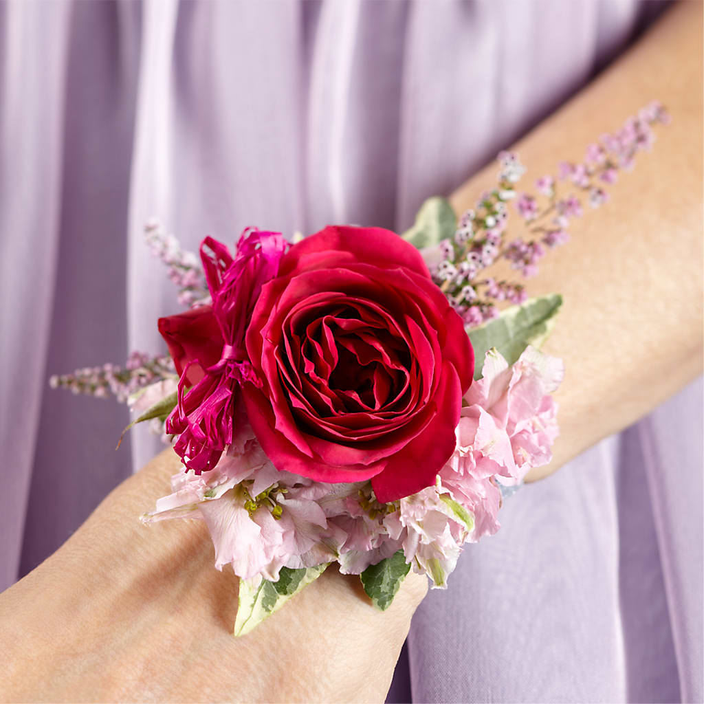 Rose Charm Corsage – Petal Palace, Lamesa TX