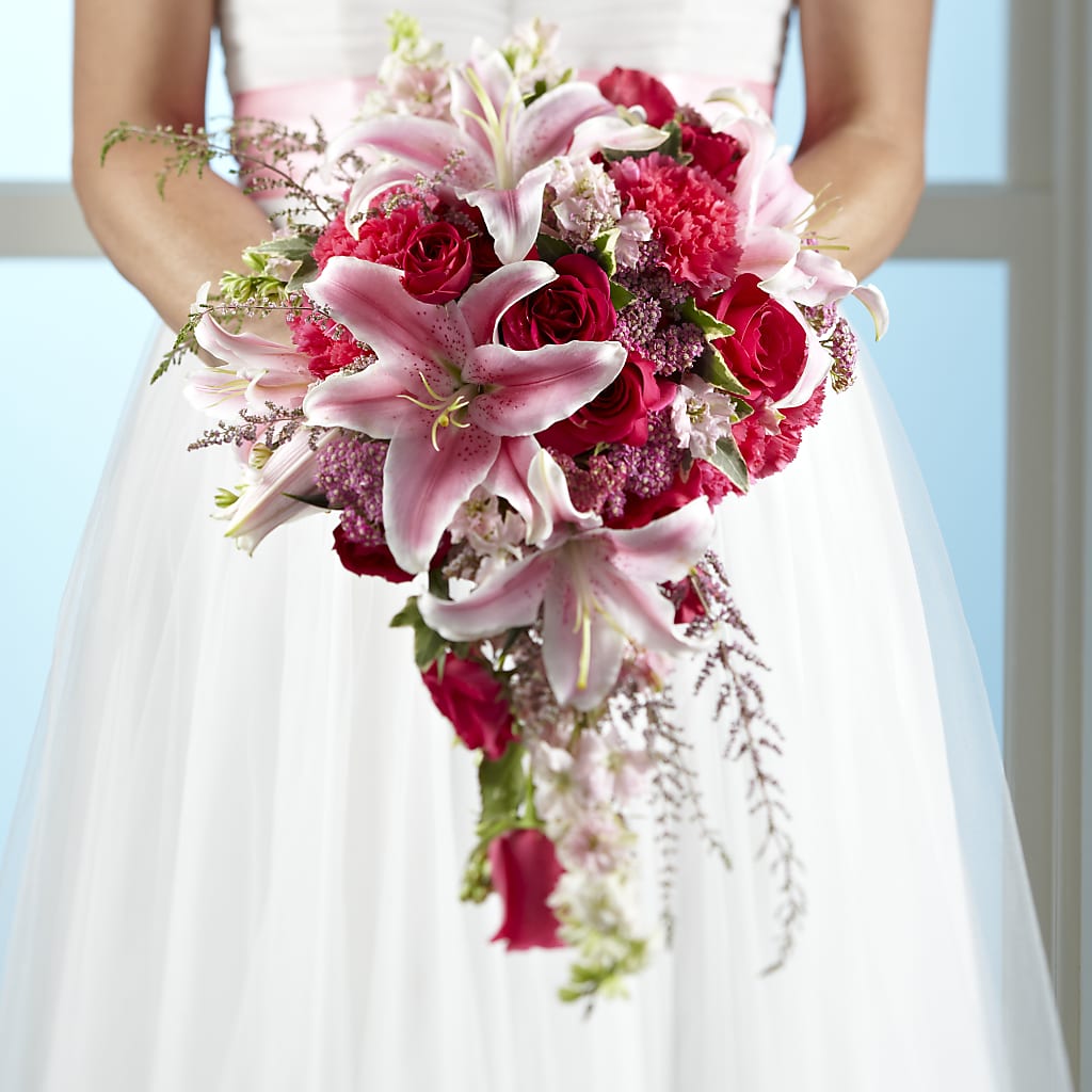 Lily & Rose Bouquet – Petal Palace, Lamesa TX