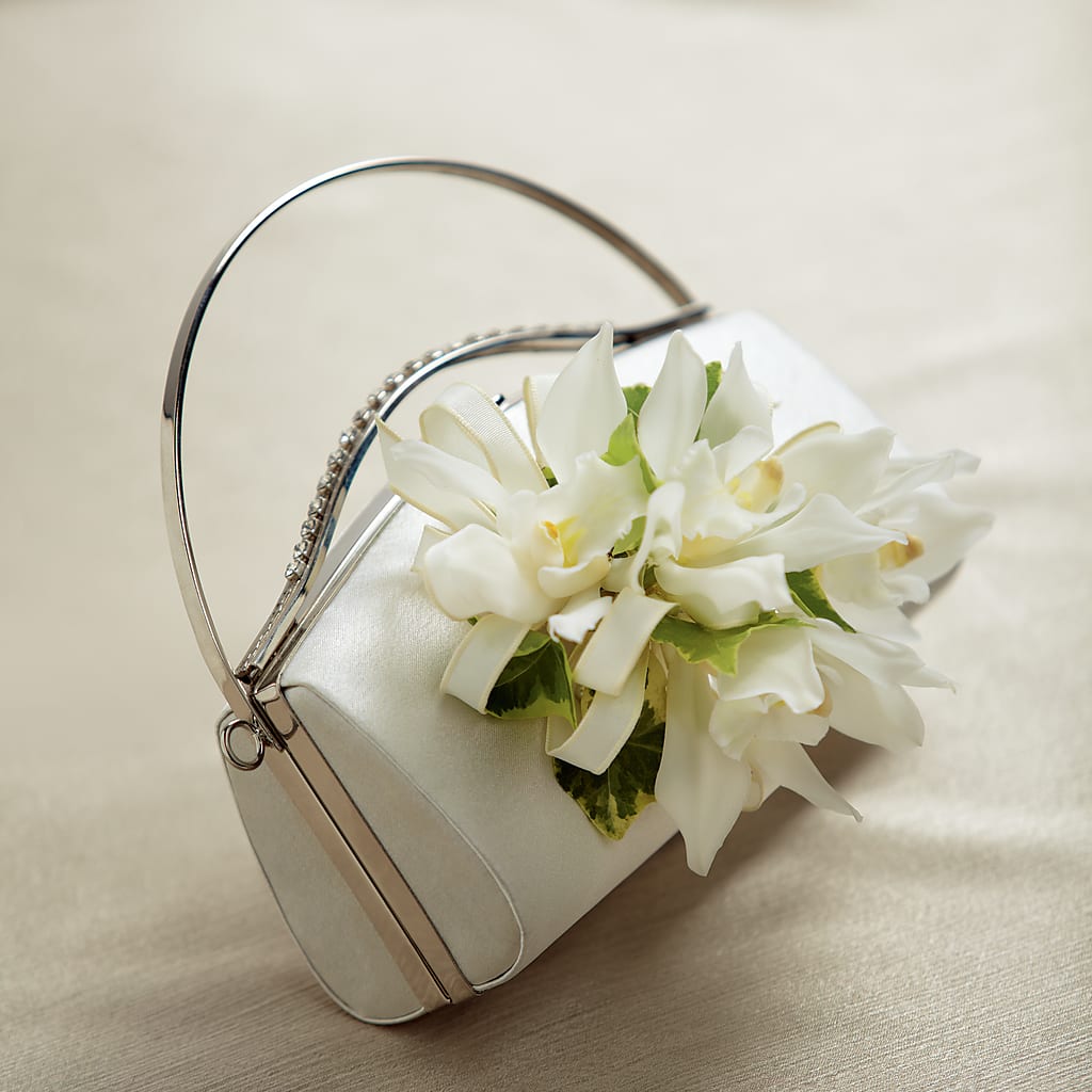 White Purse Decor – Petal Palace, Lamesa TX