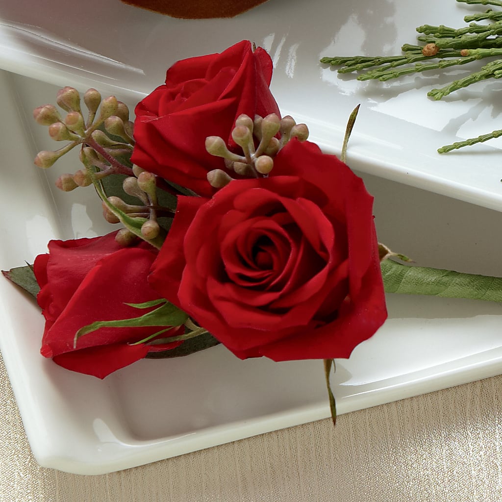 Red Spray Rose Boutonniere – Petal Palace, Lamesa TX