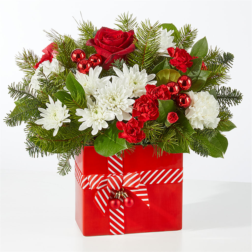 Presents Under the Tree Bouquet –  Petal Palace, Lamesa TX