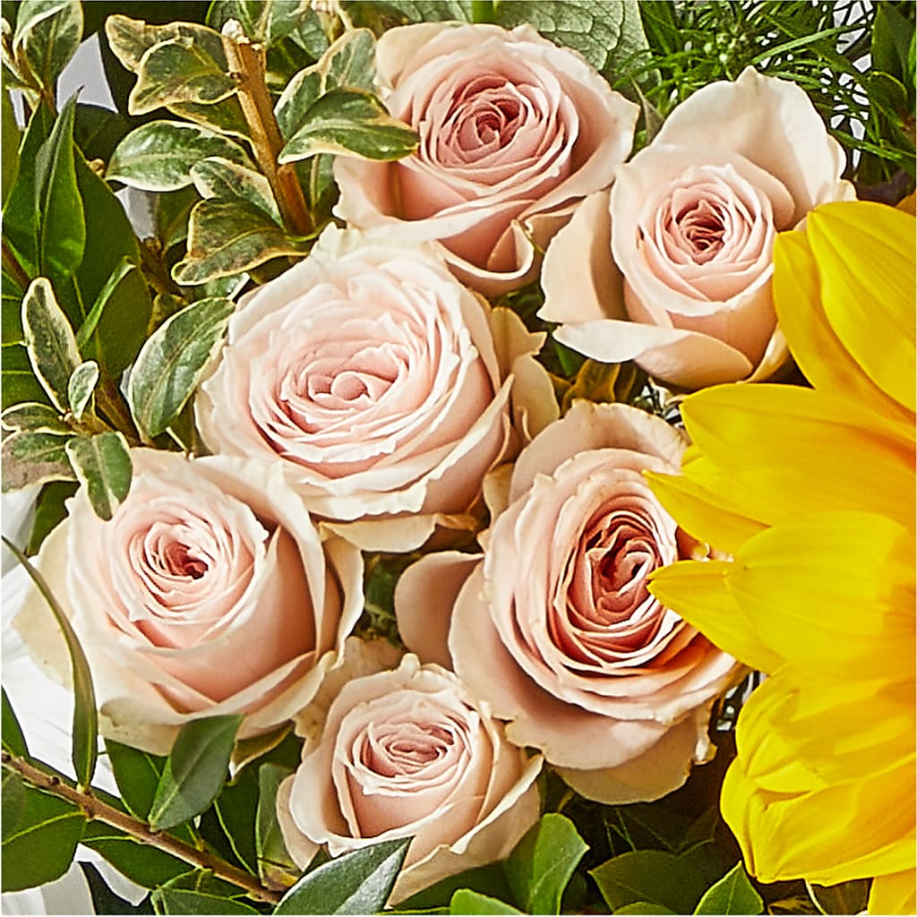 The Good Life Bouquet –  Petal Palace, Lamesa TX