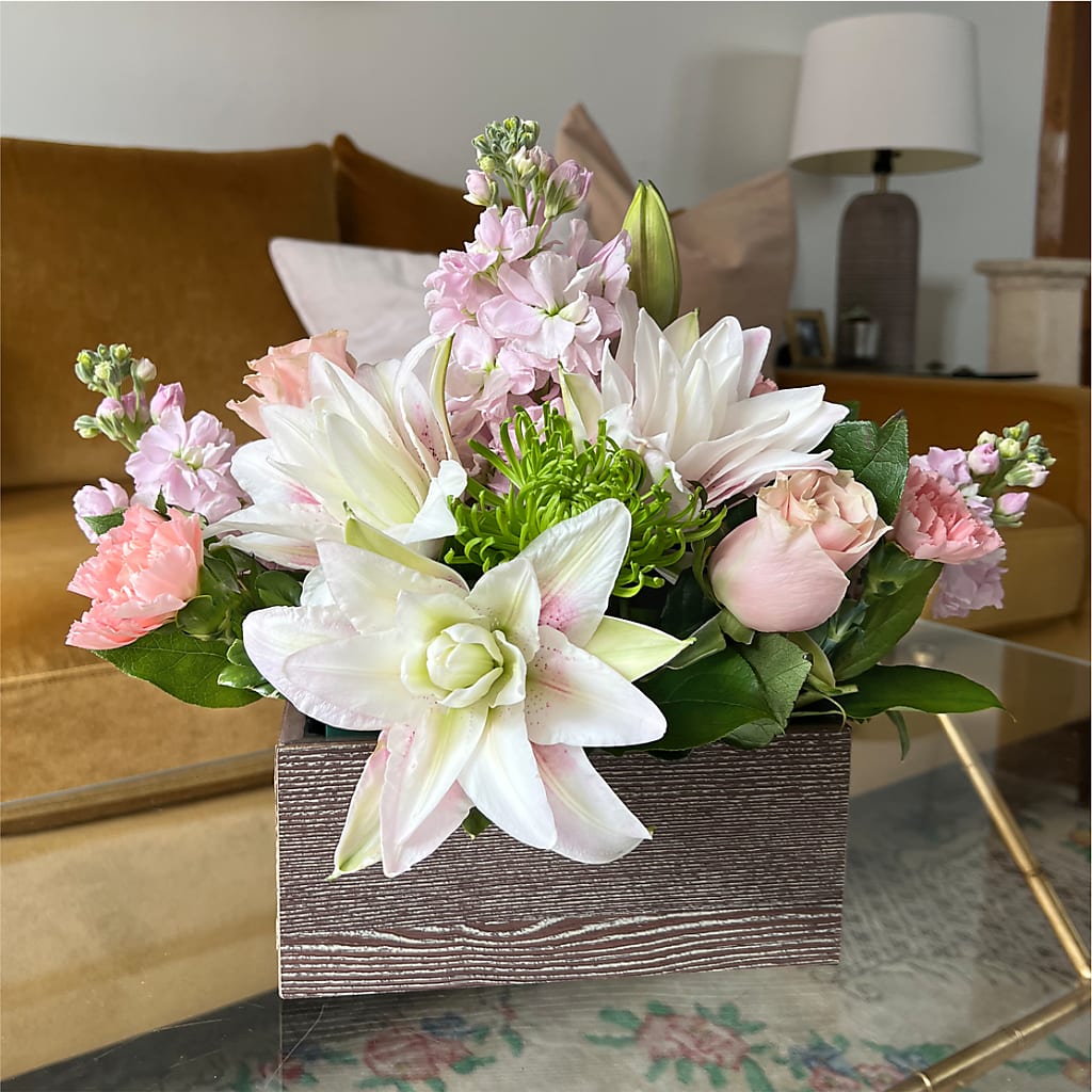 Beautiful Spirit Basket –  Petal Palace, Lamesa TX