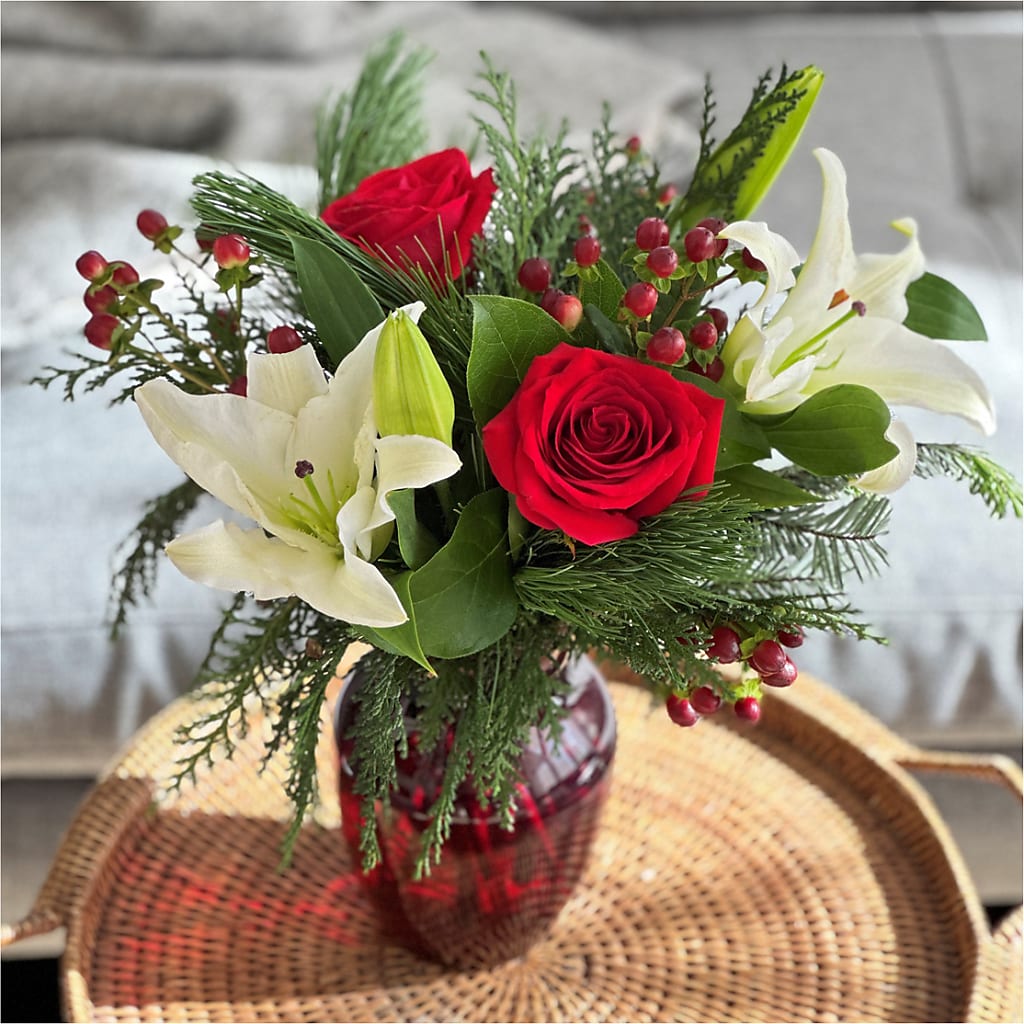 Evergreen Delight Bouquet –  Petal Palace, Lamesa TX