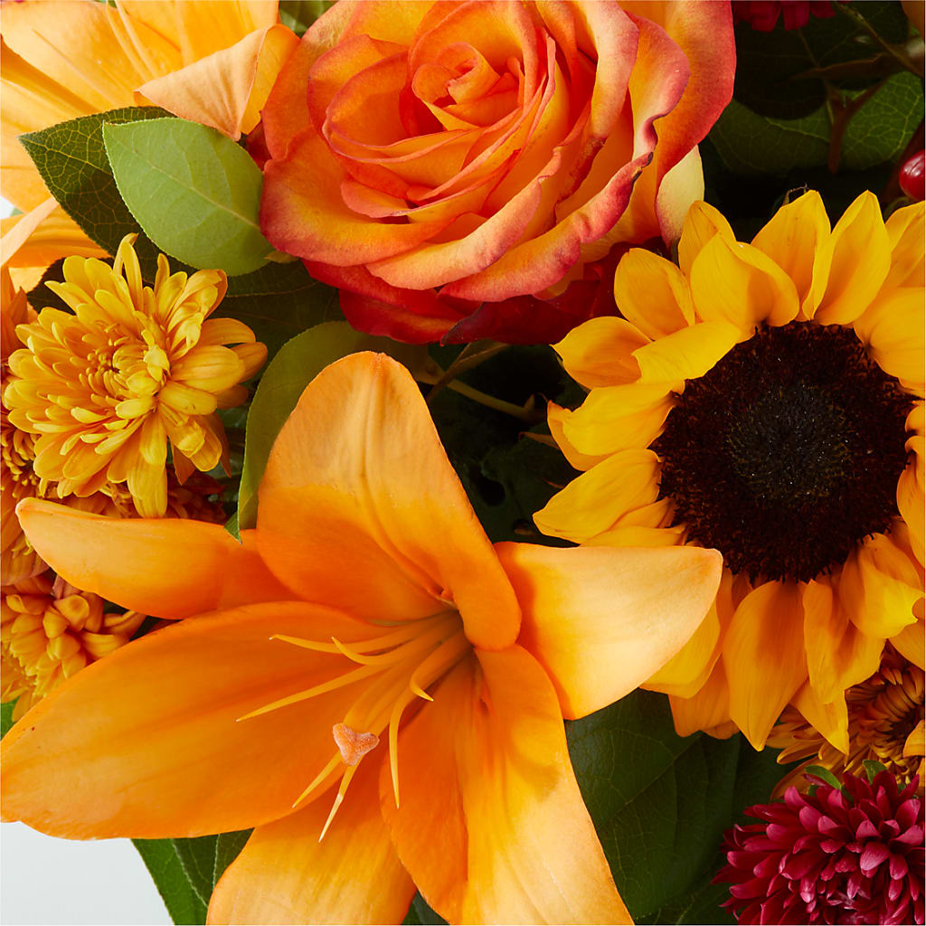 Grateful Centerpiece –  Petal Palace, Lamesa TX