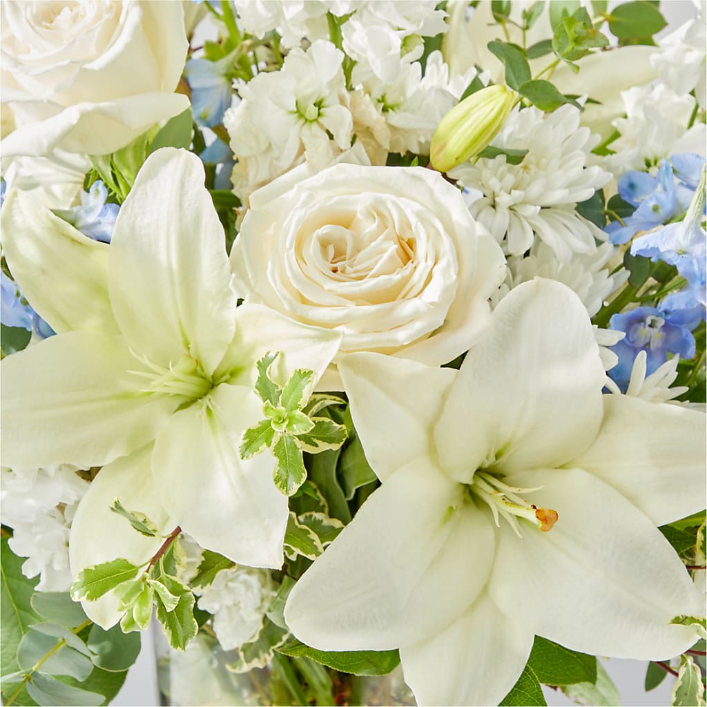 Peace of Mind Bouquet –  Petal Palace, Lamesa TX
