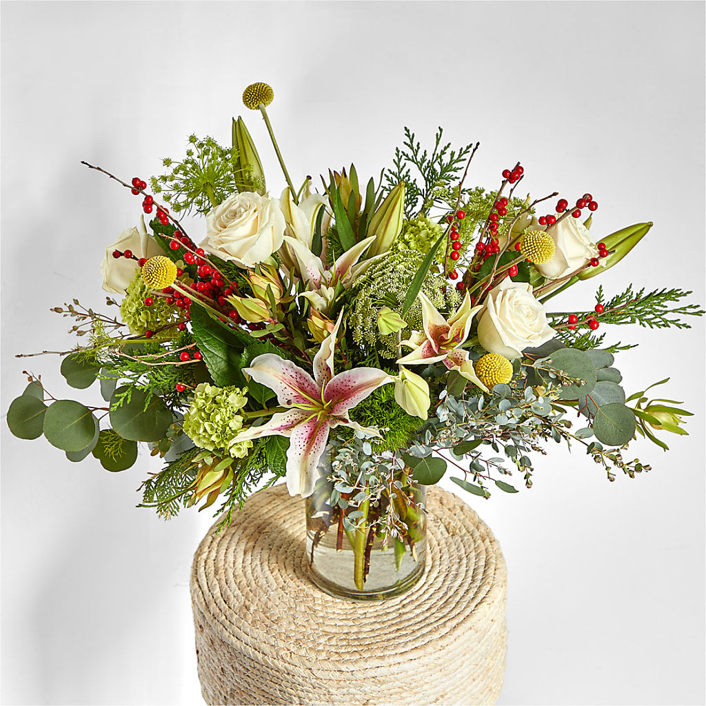 Berry & Bright Bouquet –  Petal Palace, Lamesa TX