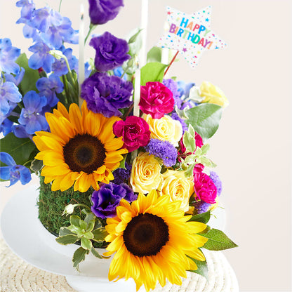 Star of the Day Floral Cake –  Petal Palace, Lamesa TX