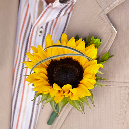 Free Spirit Boutonniere –  Petal Palace, Lamesa TX